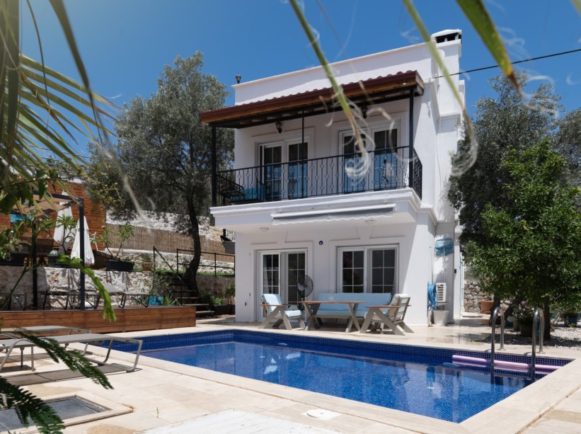 3 bedroom villa in Kalkan with pool for holiday rental